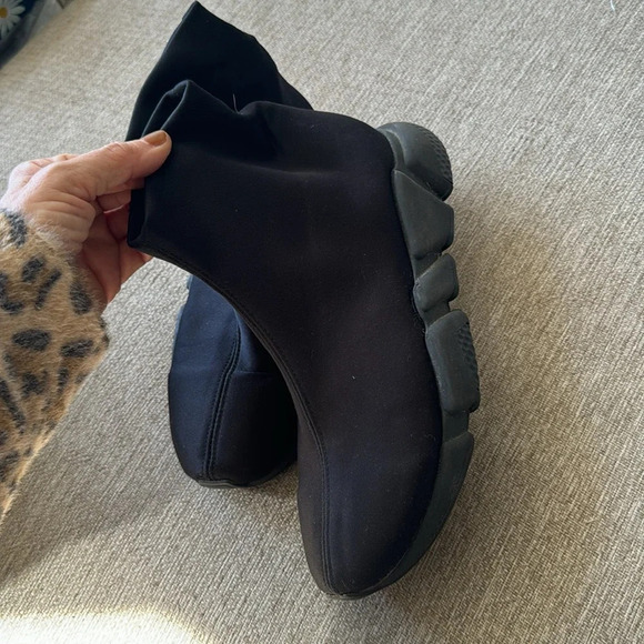 Italian made lug sole sock style chunky slip on shoe size Italian 30 or US 8 - Picture 7 of 7